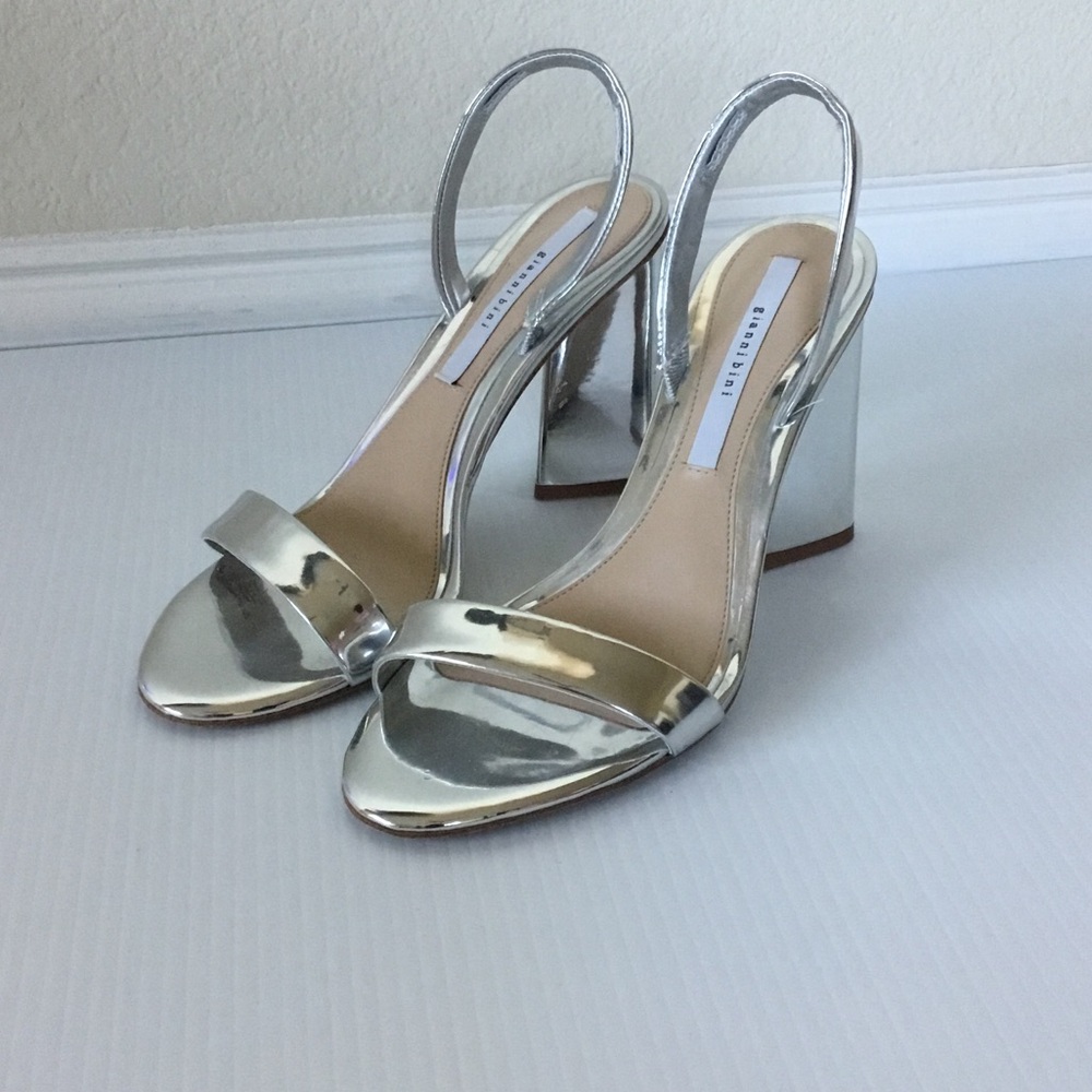 Gianni Bini Silver Metallic Block Heel Slingback Sandals